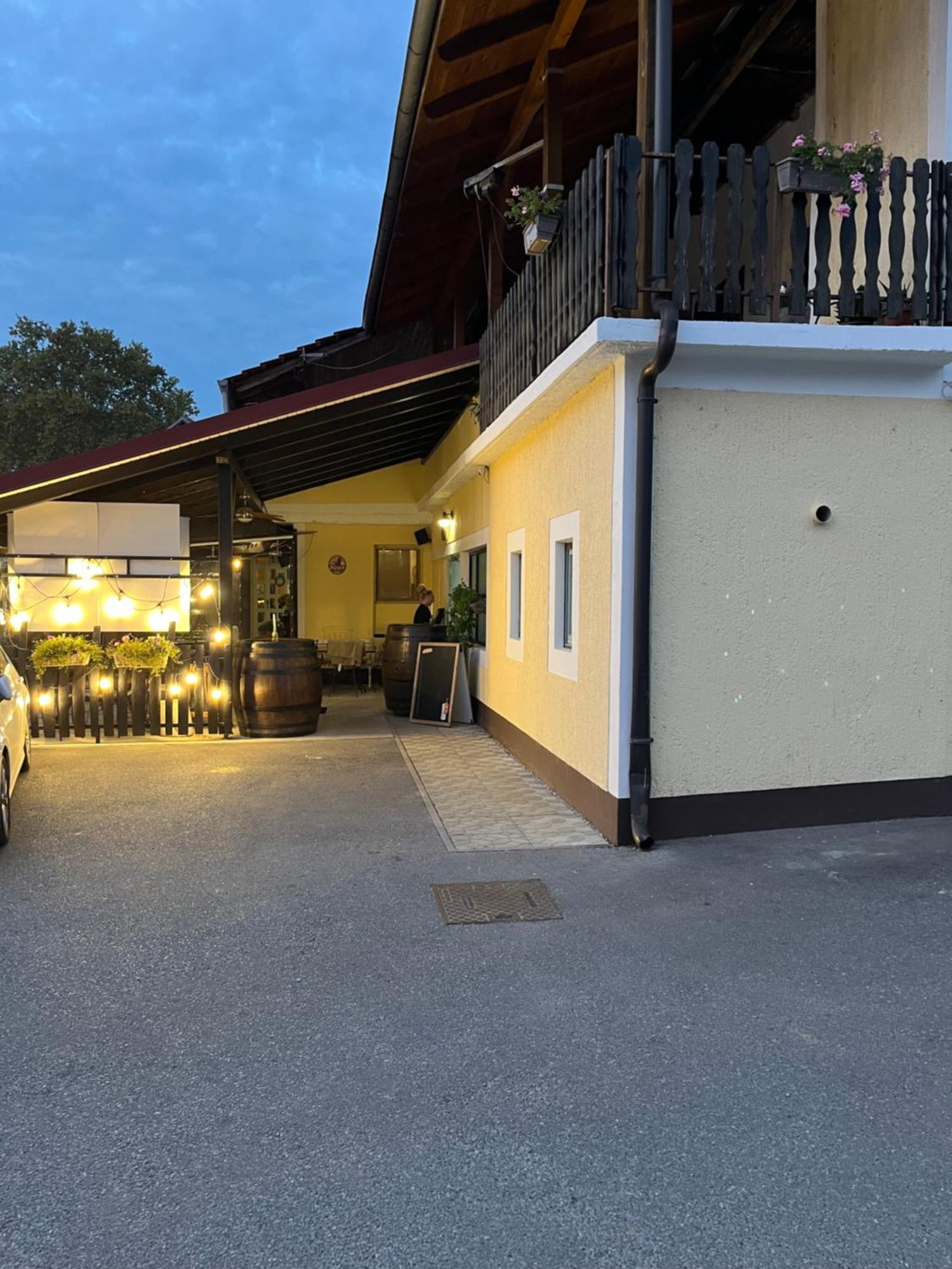 Apartman Dada Krapinske Toplice Exterior foto